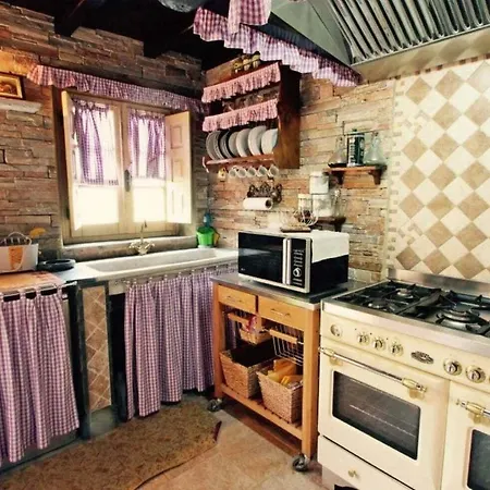Villa Hintown Chalet Il Glicine Seravezza